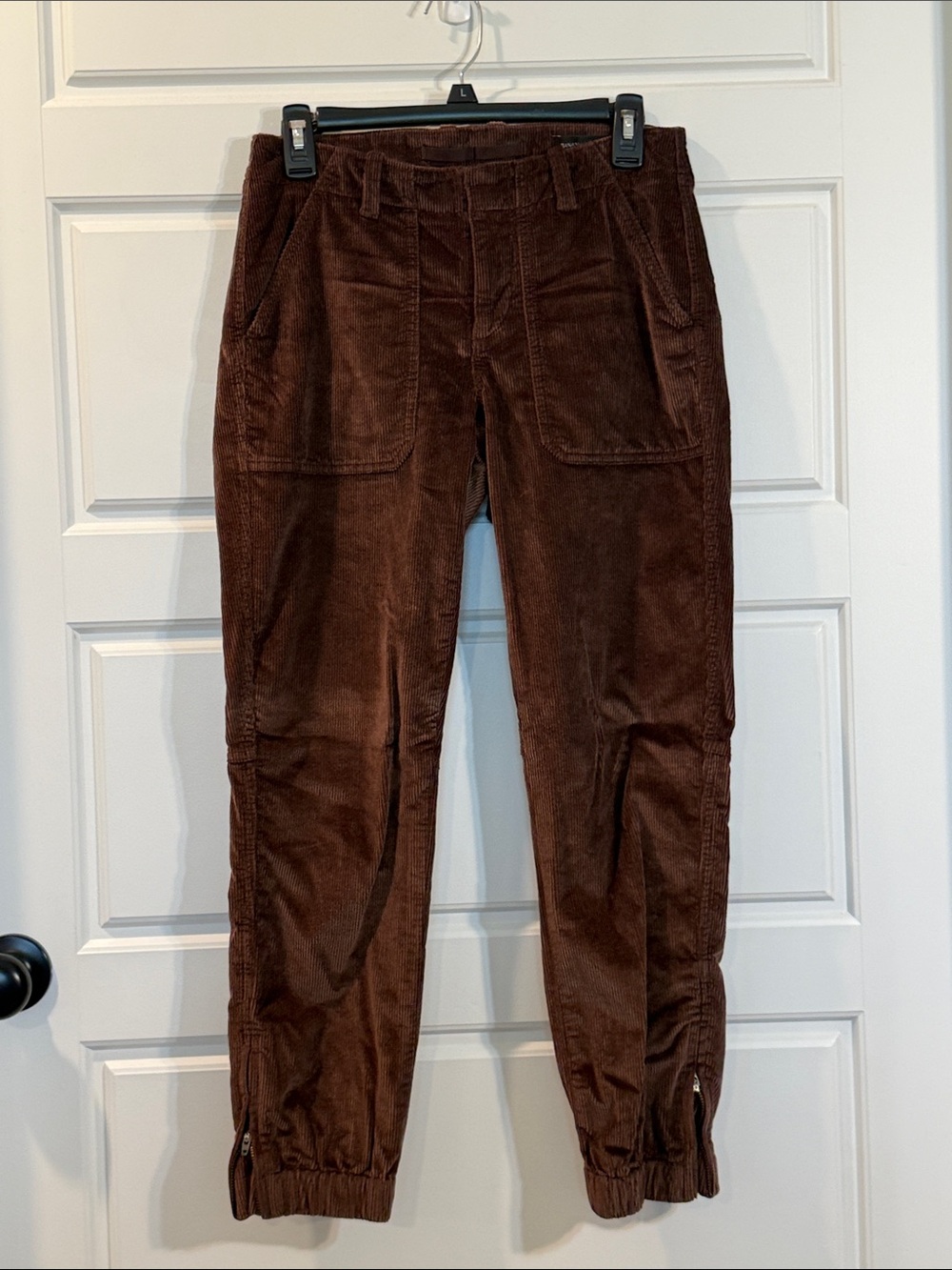 SLIM CORDUROY PANT joggers banana republic 2 NWOT - Picture 2 of 5